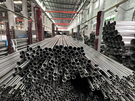 Natural Silver Stainless Steel Threaded Pipe 150mm Corrosion Resistant