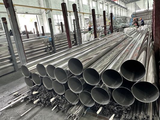 Pickling 4 Inch Stainless Steel Pipe 40mm Welded Cold Drawn Natural Silver